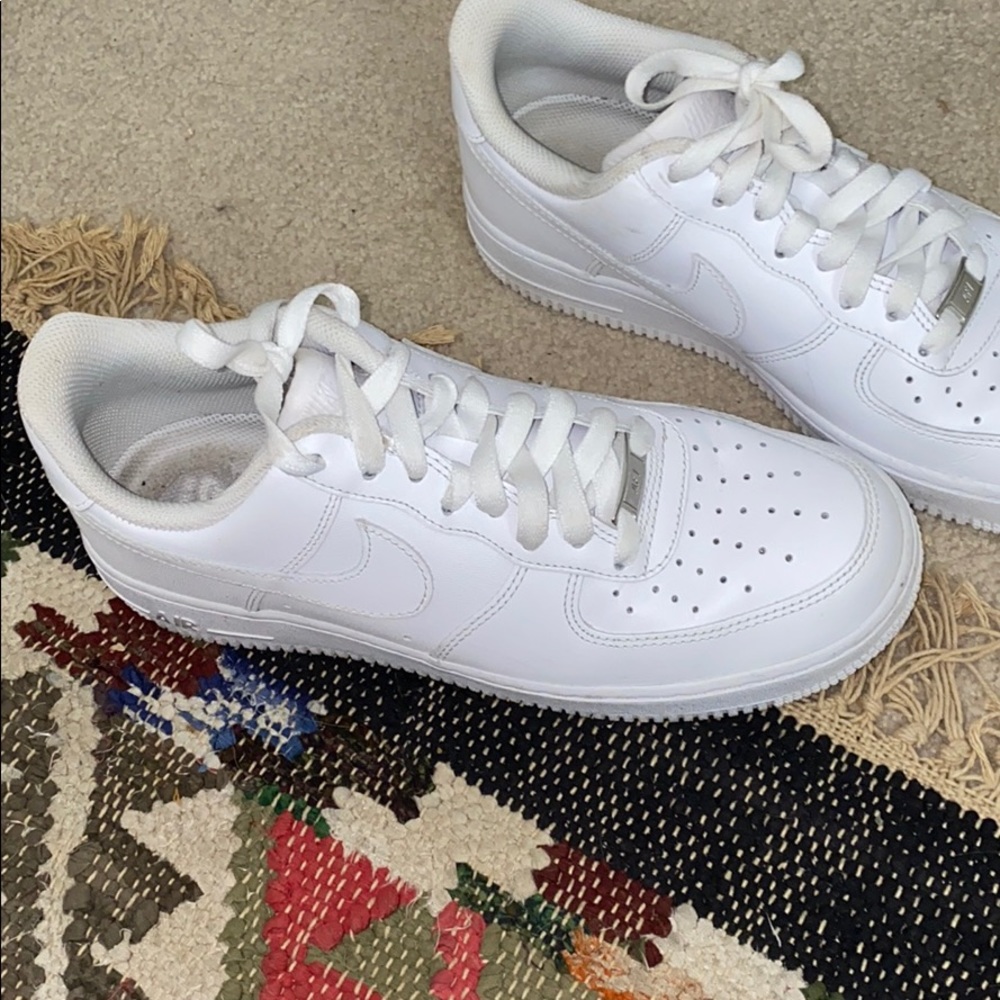 AF1